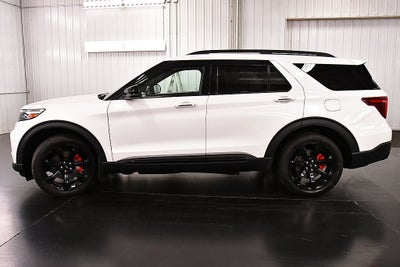2023 Ford Explorer ST 1