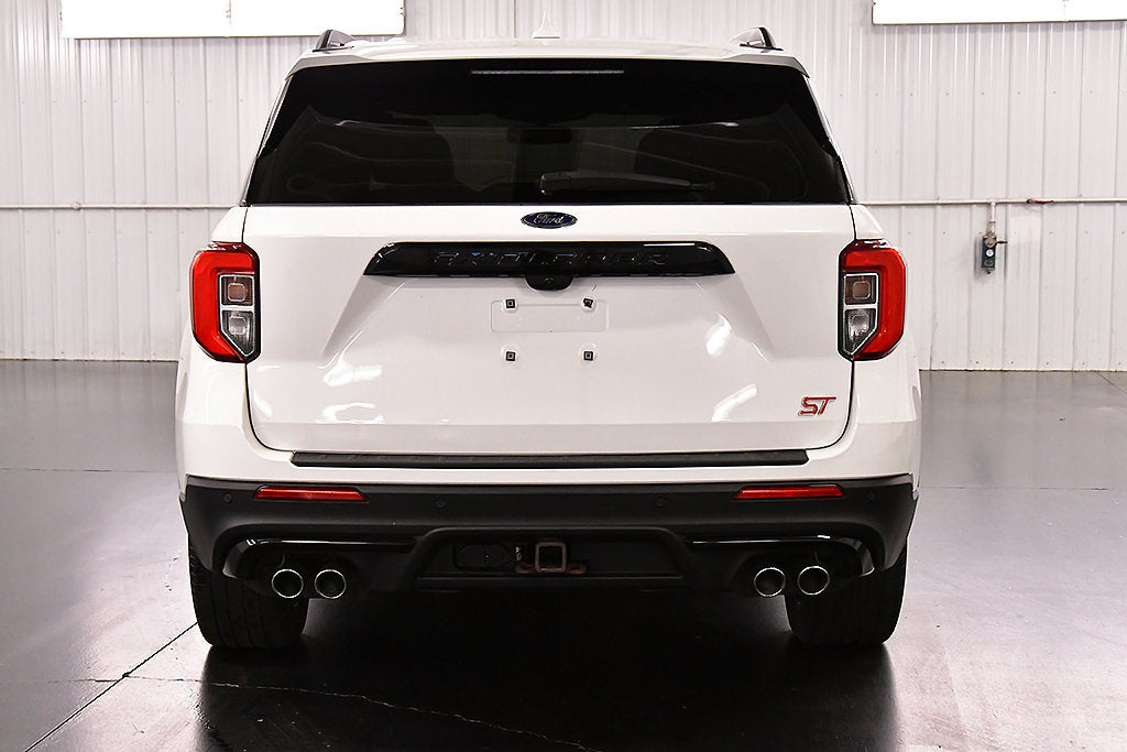 2023 Ford Explorer ST 1
