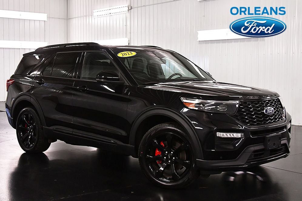 2023 Ford Explorer ST 1