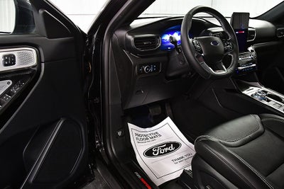 2023 Ford Explorer ST 1