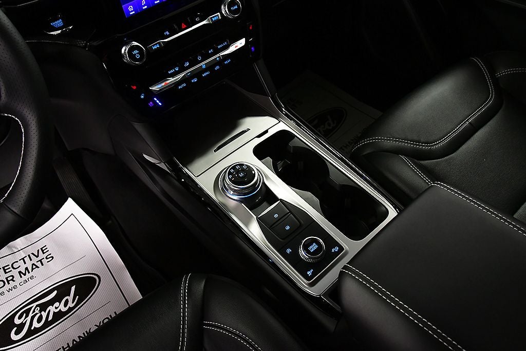 2023 Ford Explorer ST 1