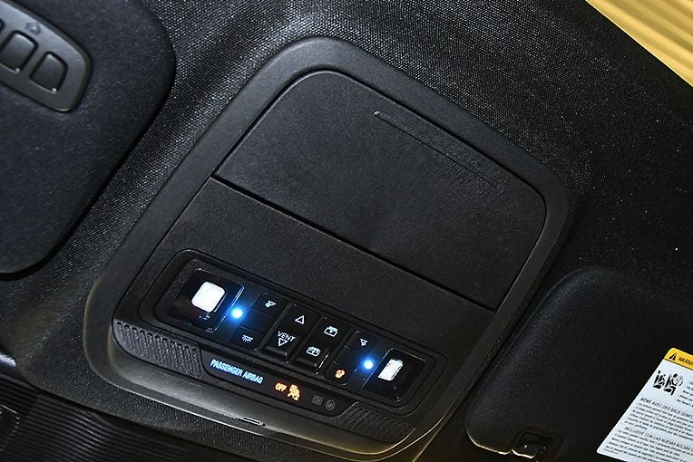 2023 Ford Explorer ST 1