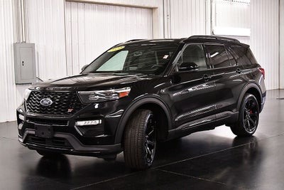 2023 Ford Explorer ST 1