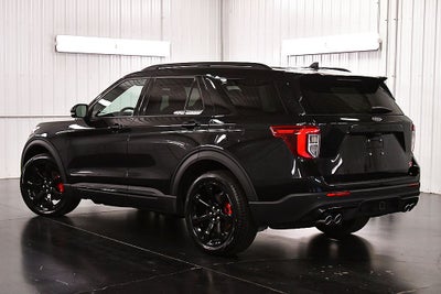 2023 Ford Explorer ST 1