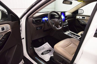 2023 Ford Explorer Platinum