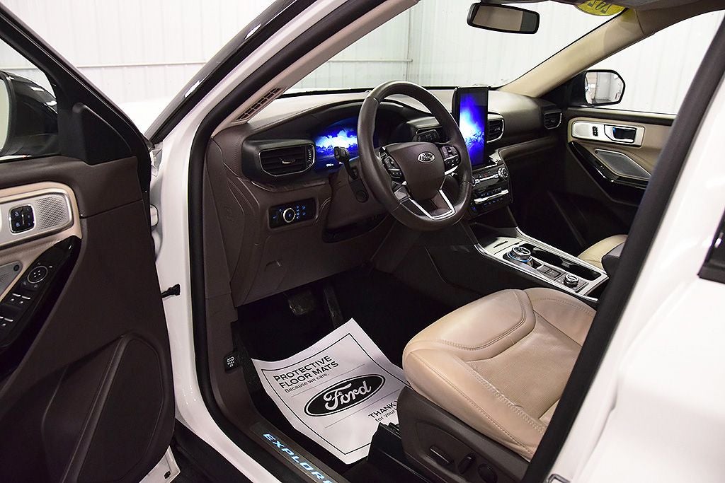 2023 Ford Explorer Platinum