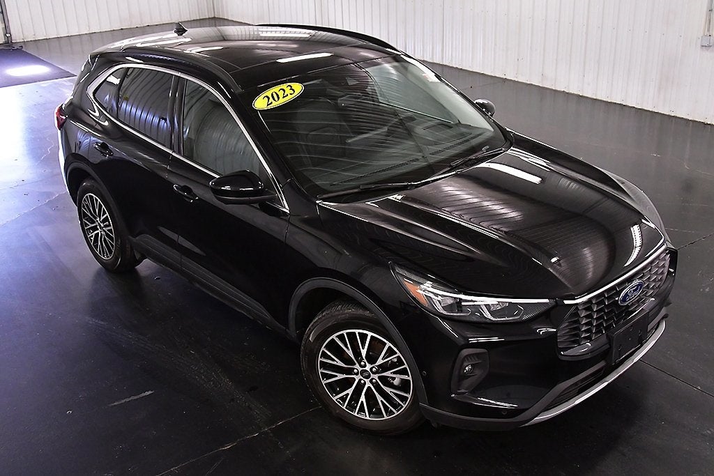 2023 Ford Escape Plug-In Hybrid Base