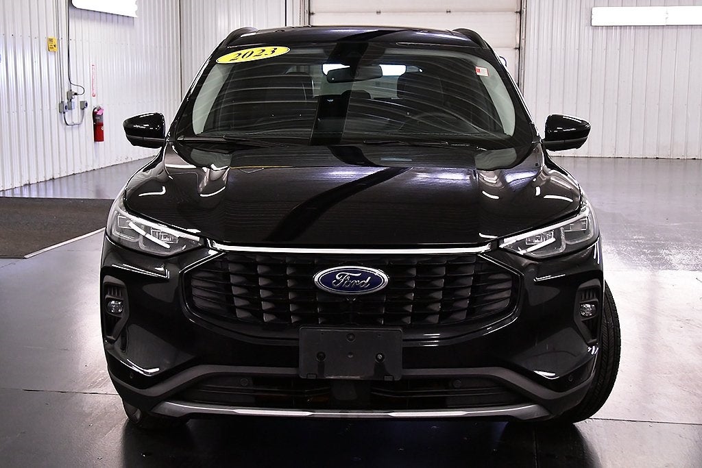 2023 Ford Escape Plug-In Hybrid Base