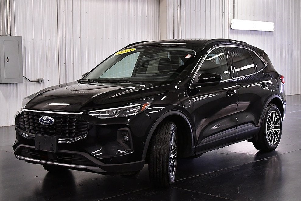 2023 Ford Escape Plug-In Hybrid Base