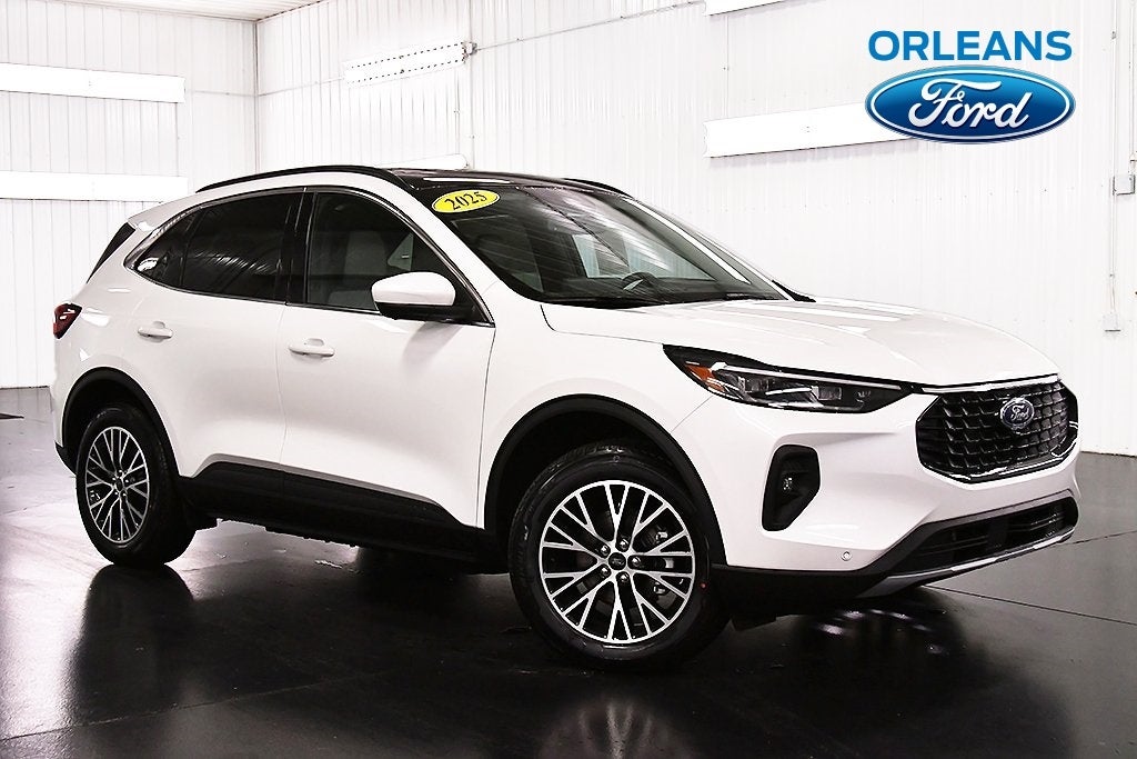2025 Ford Escape Plug-In Hybrid Base