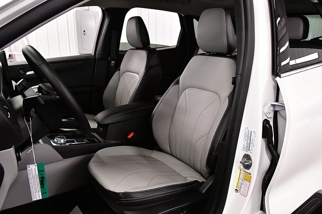 2025 Ford Escape Plug-In Hybrid Base