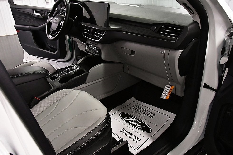 2025 Ford Escape Plug-In Hybrid Base