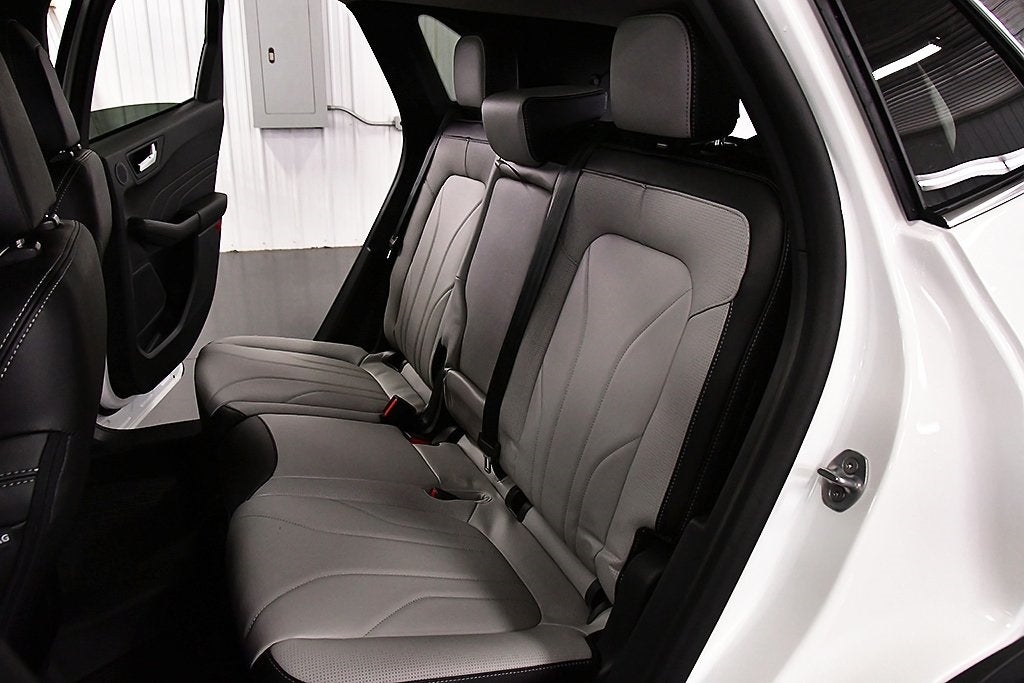 2025 Ford Escape Plug-In Hybrid Base