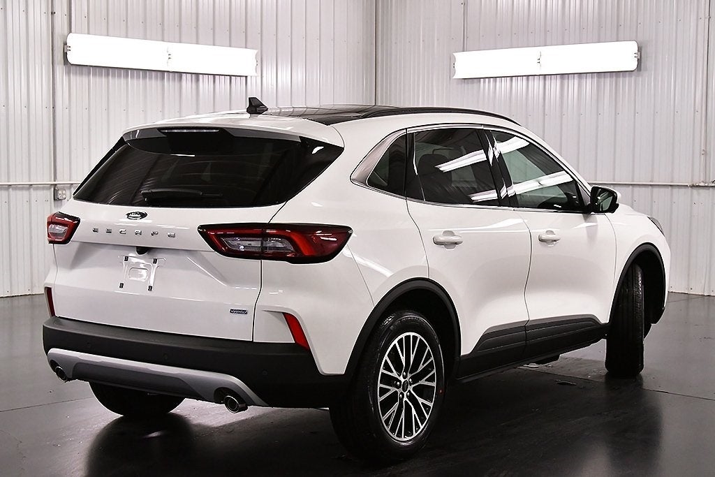 2025 Ford Escape Plug-In Hybrid Base