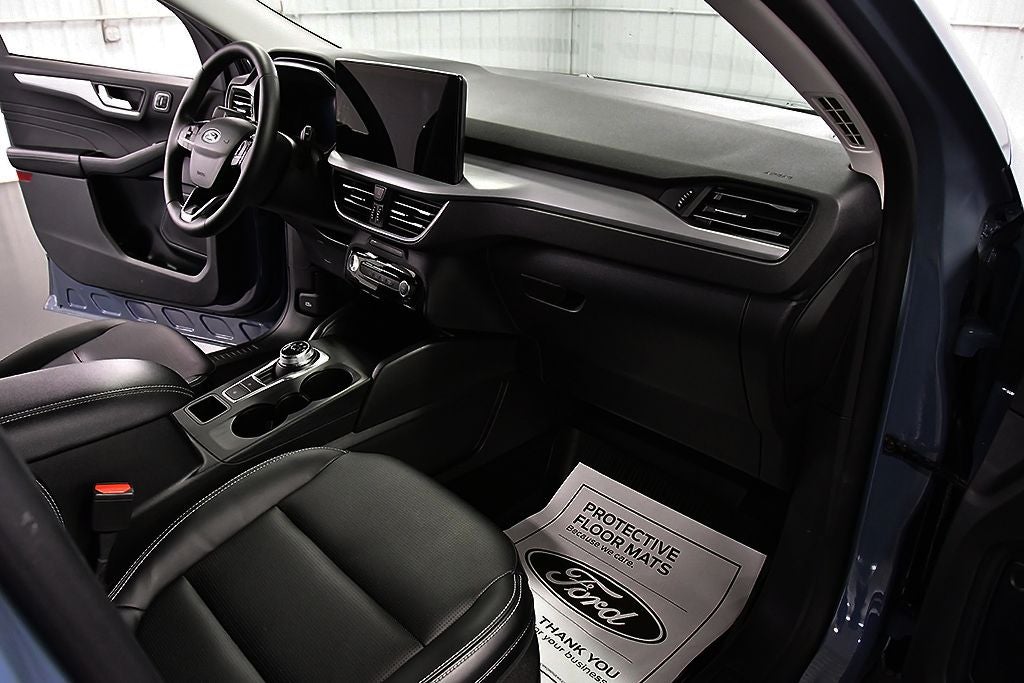 2025 Ford Escape Hybrid Platinum