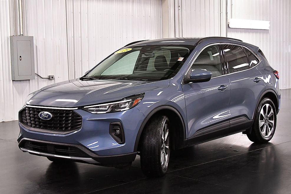 2025 Ford Escape Hybrid Platinum
