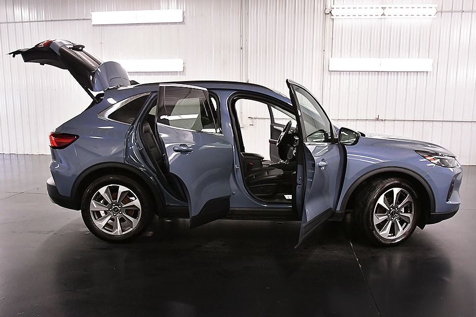 2025 Ford Escape Hybrid Platinum