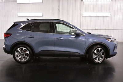 2025 Ford Escape Hybrid Platinum