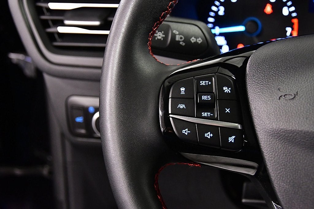 2022 Ford Escape SEL Stealth