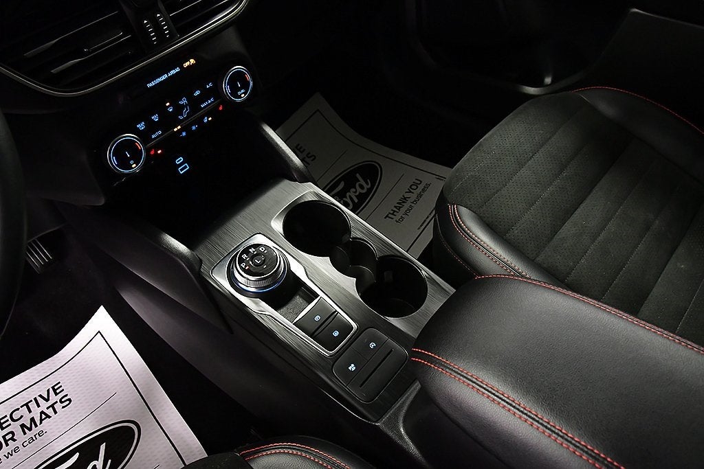 2022 Ford Escape SEL Stealth