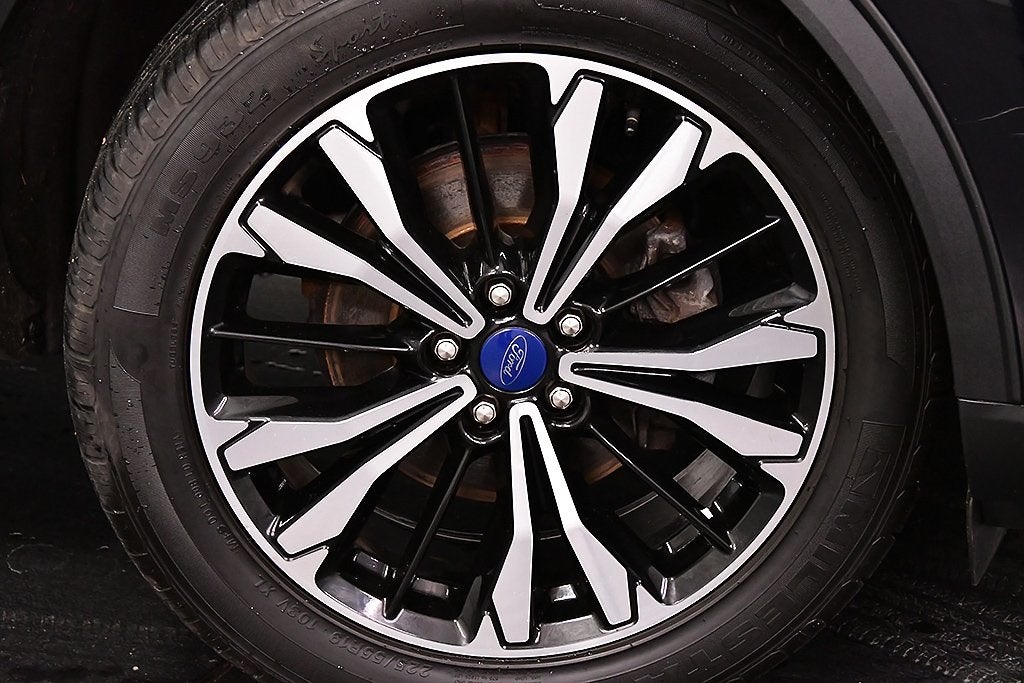 2022 Ford Escape SEL Stealth