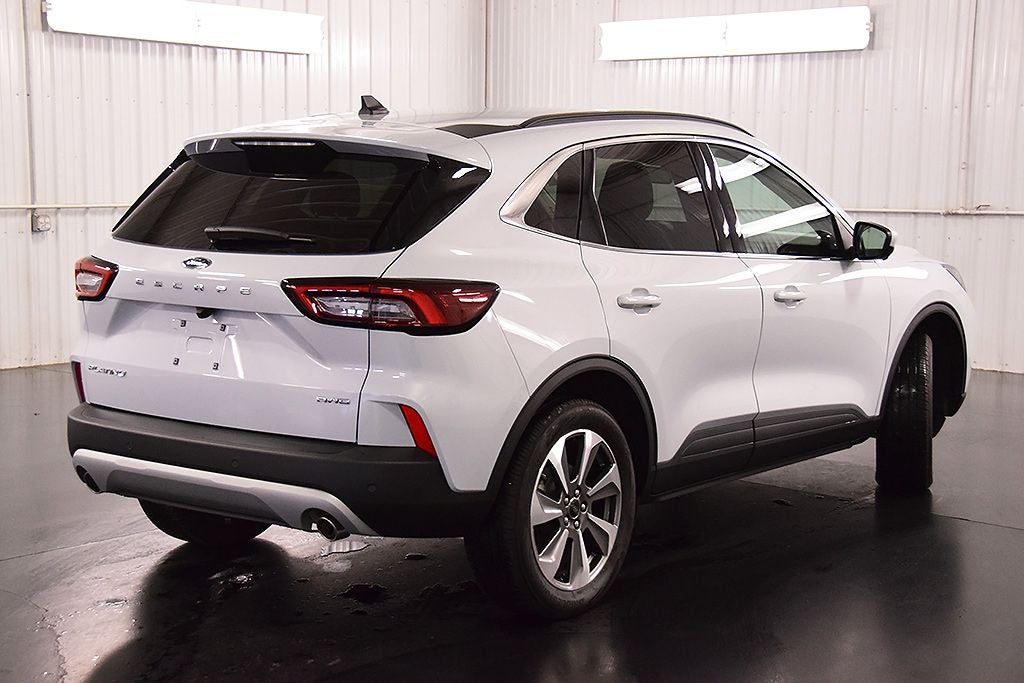 2025 Ford Escape Platinum