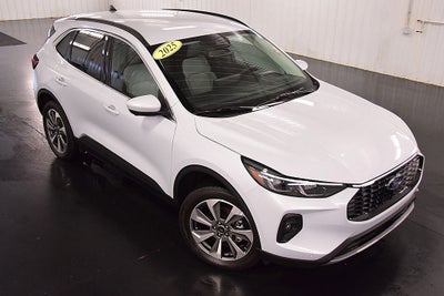 2025 Ford Escape Platinum
