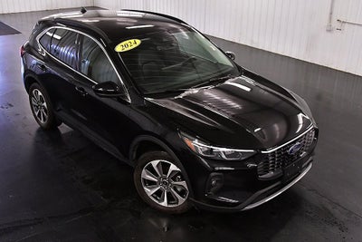 2024 Ford Escape Platinum