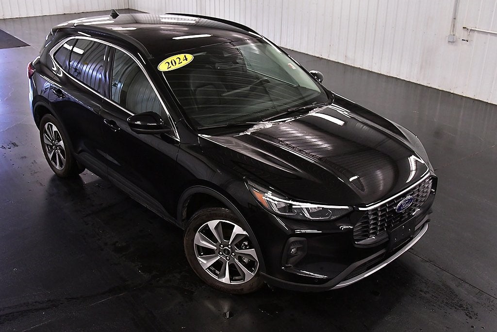 2024 Ford Escape Platinum