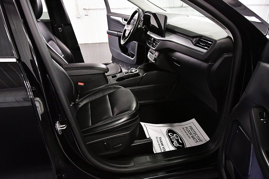 2024 Ford Escape Platinum