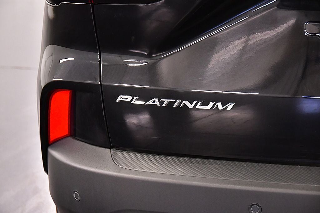 2025 Ford Escape Platinum