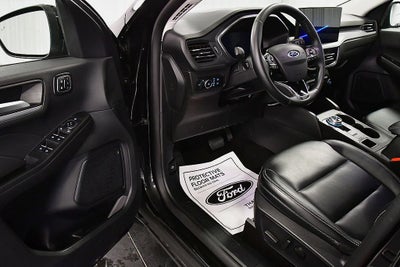 2025 Ford Escape Platinum