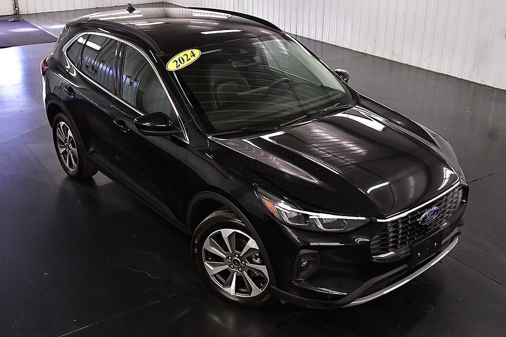 2024 Ford Escape Platinum