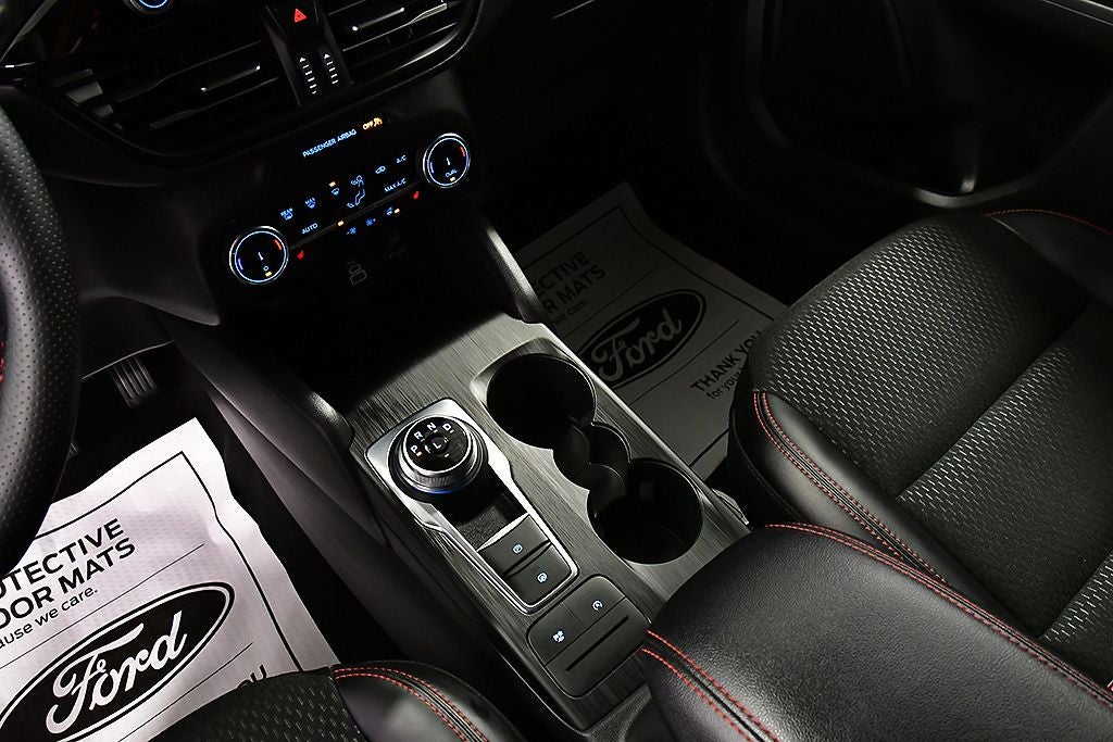 2025 Ford Escape ST-Line Select