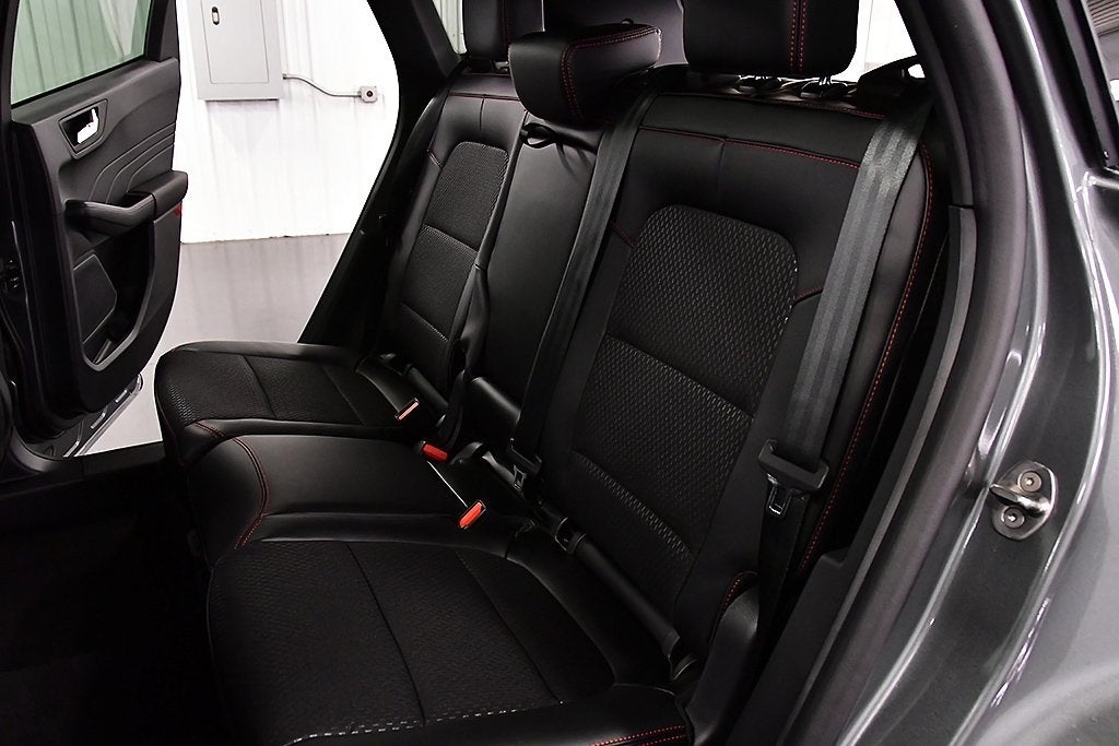 2025 Ford Escape Hybrid ST-Line Select