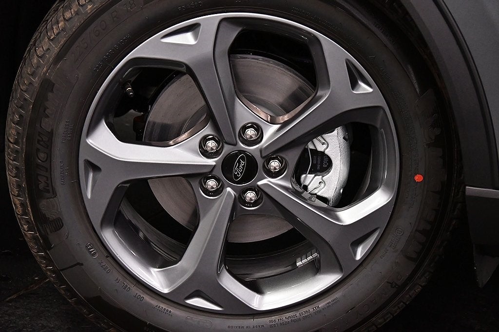 2025 Ford Escape Hybrid ST-Line Select