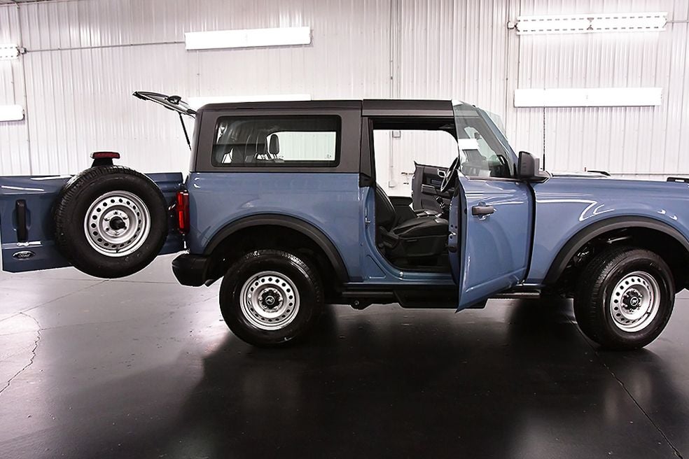 2025 Ford Bronco Base