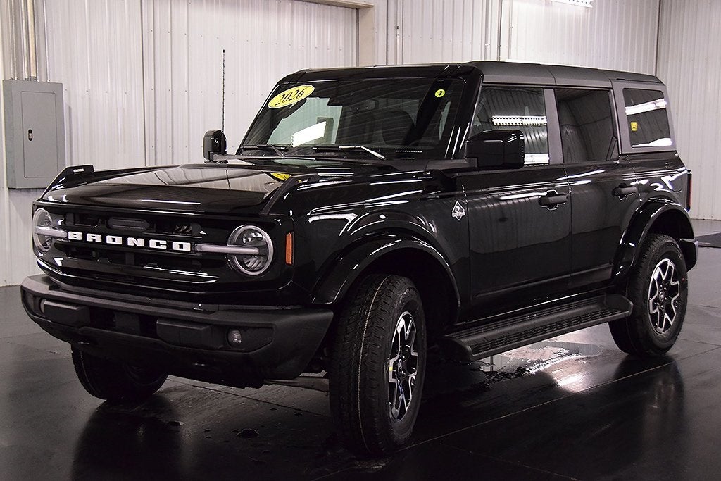 2026 Ford Bronco Outer Banks