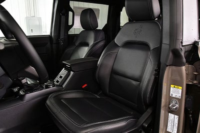 2026 Ford Bronco Big Bend Tuscany Black Diamond