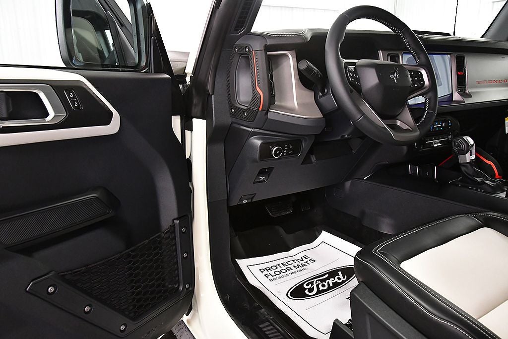 2026 Ford Bronco Outer Banks 60th Anniversary