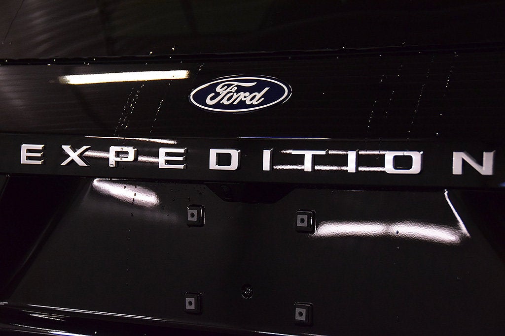 2027 Ford Expedition Max Active