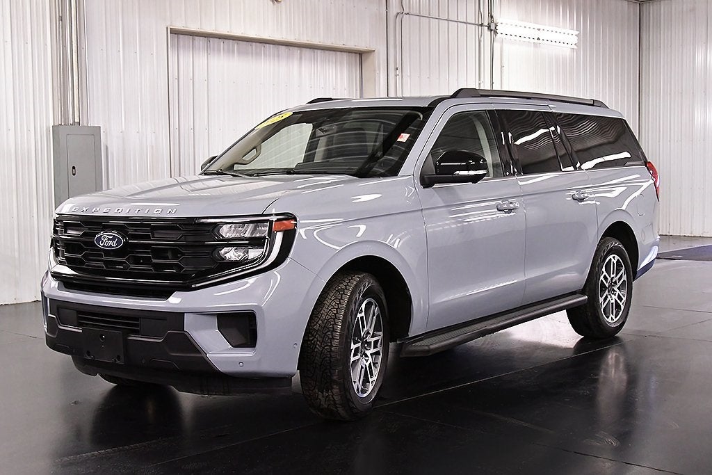 2025 Ford Expedition Max Active