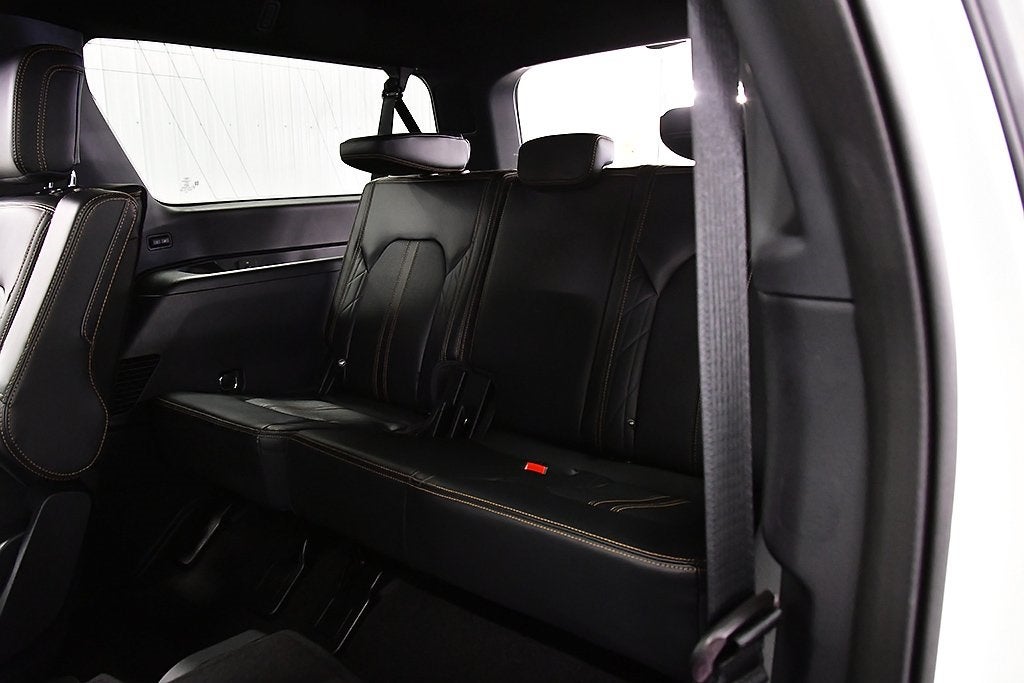 2024 Ford Expedition Max Platinum