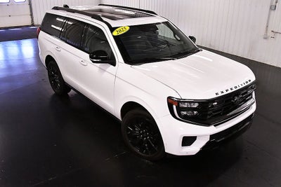 2025 Ford Expedition Platinum Stealth Edition