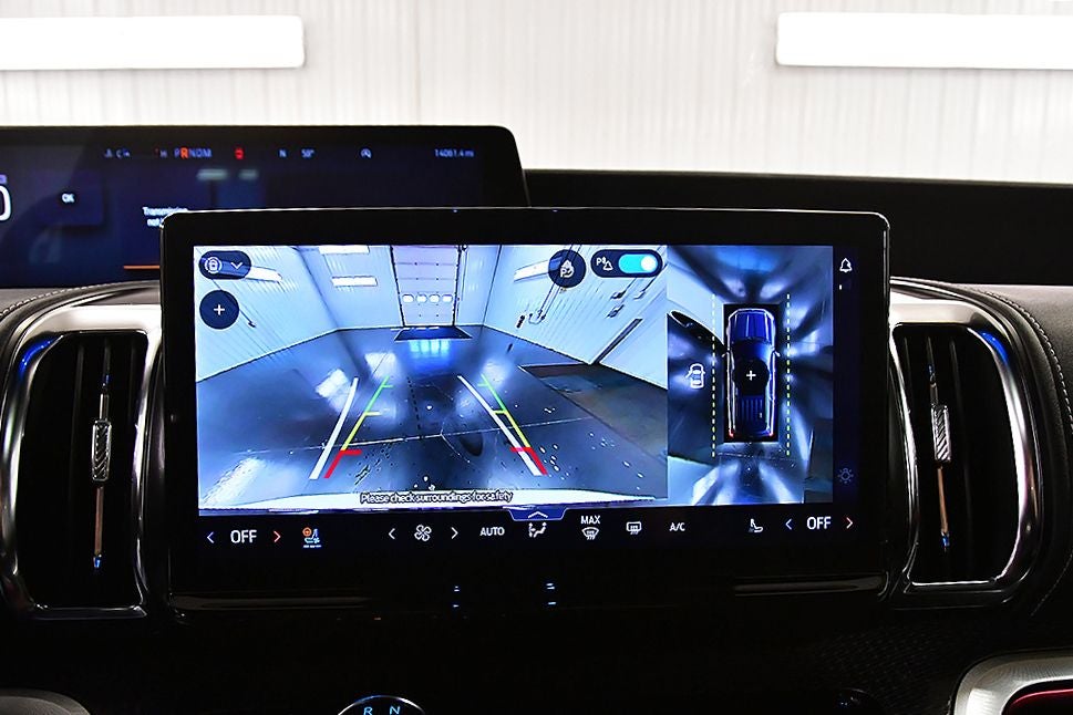 2025 Ford Expedition Platinum Stealth Edition