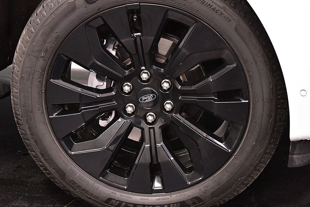 2025 Ford Expedition Platinum Stealth Edition