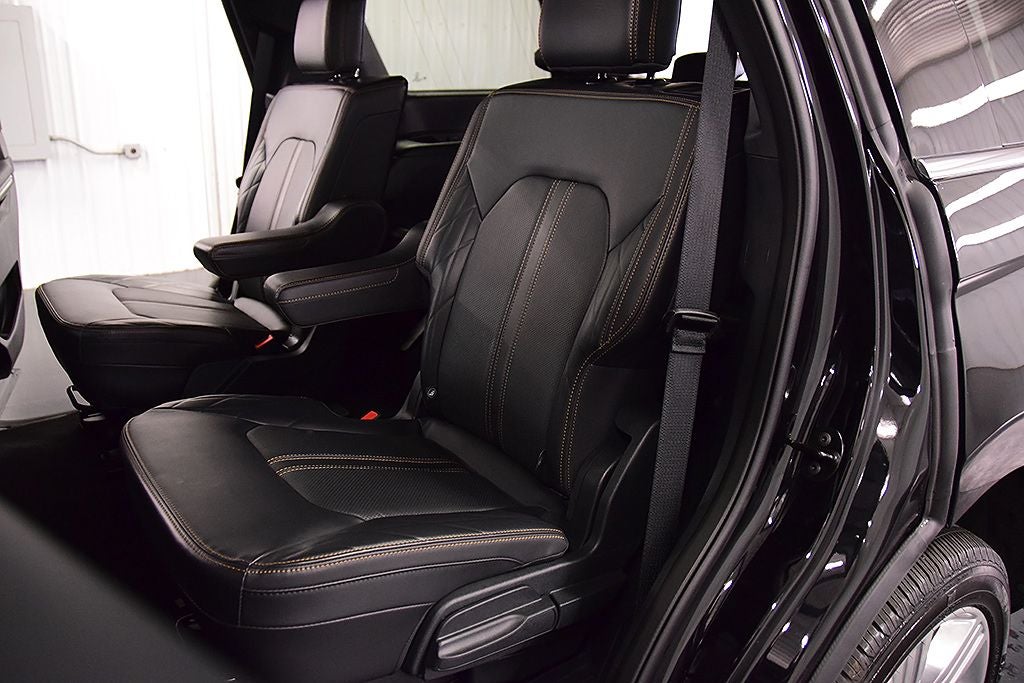 2024 Ford Expedition Platinum