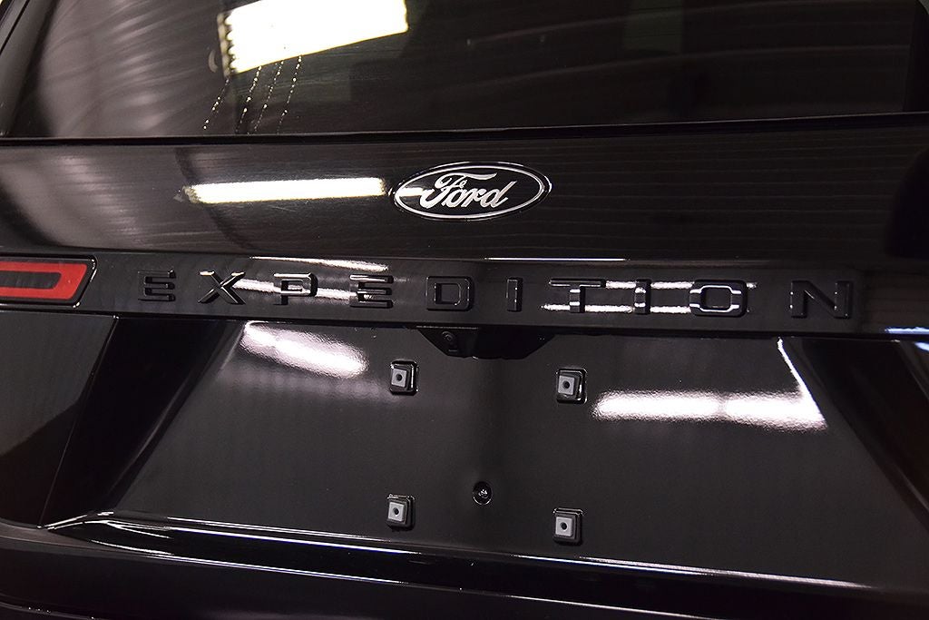 2025 Ford Expedition Platinum Steslth