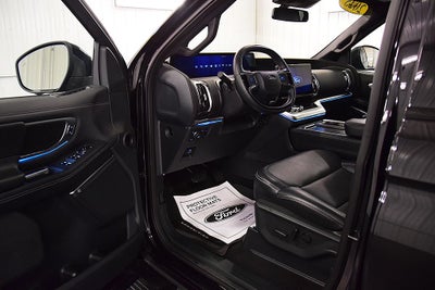 2025 Ford Expedition Platinum Steslth