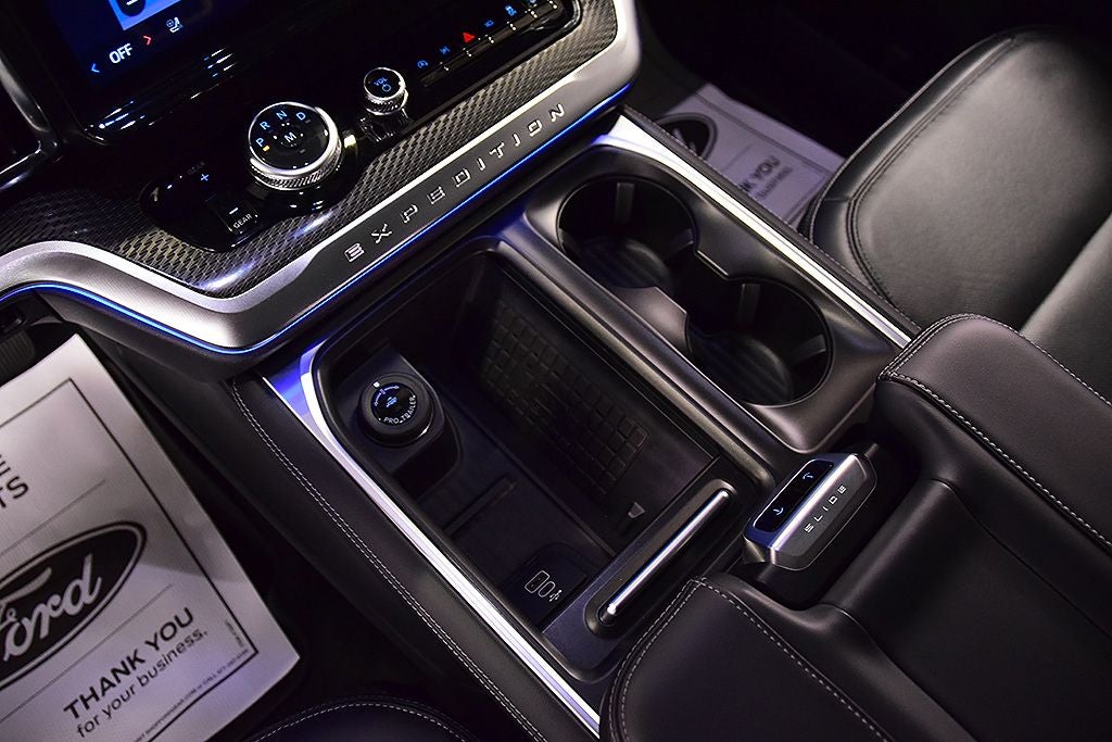2025 Ford Expedition Platinum Steslth